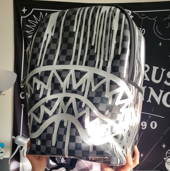 Sprayground backpack gray checkered and silver drip print - Picture 2 of 9